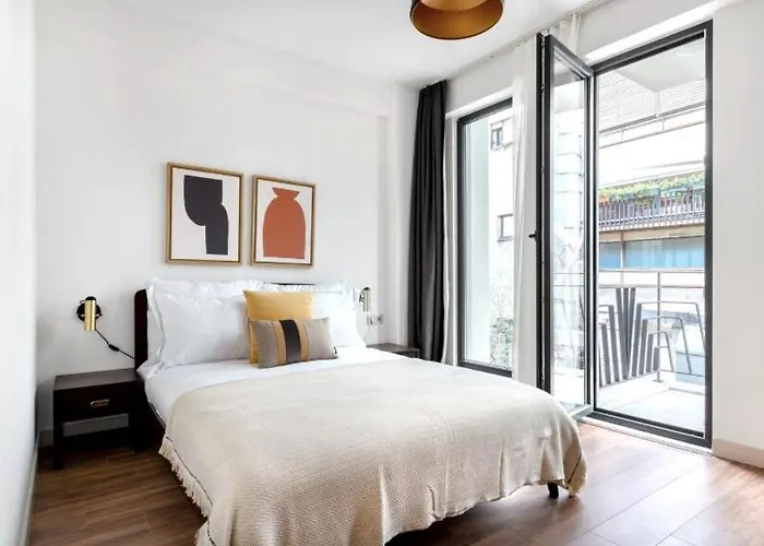 Elegant & Charming In Beyoglu アパート *